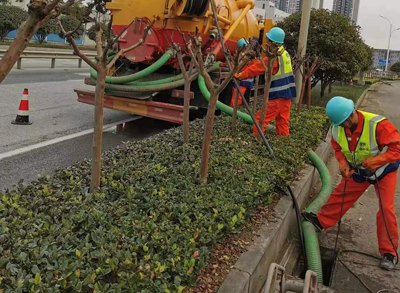 甘井子市政管道清淤